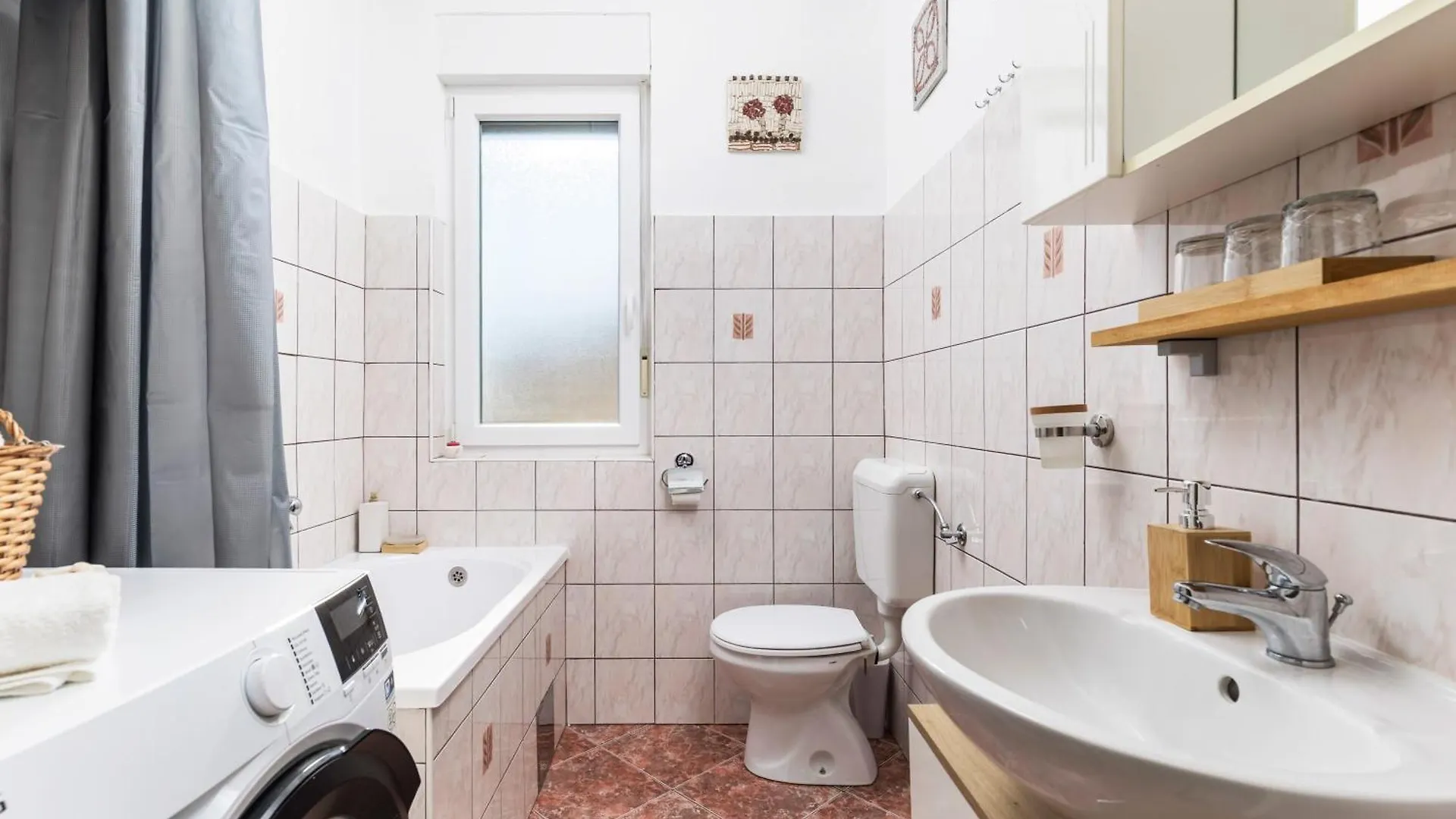 Apartment Helix Rijeka 0*,  Croatia